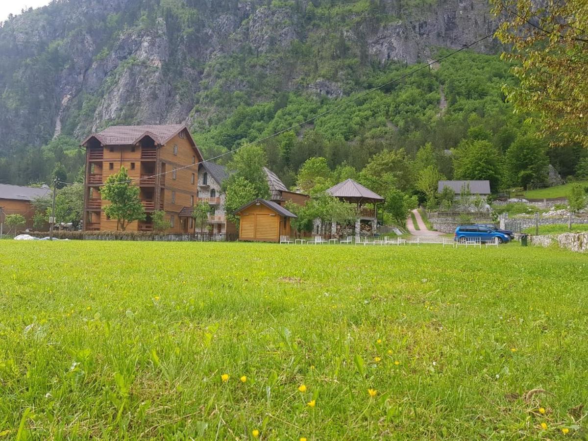 Residence Quku Valbones Exterior photo